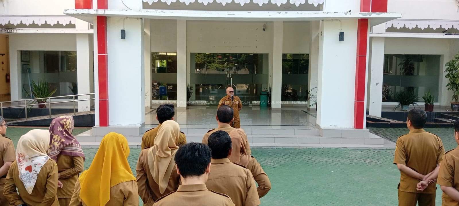 Apel Pagi Oleh Kaban BPSDMD Provinsi Sulawesi Tengah