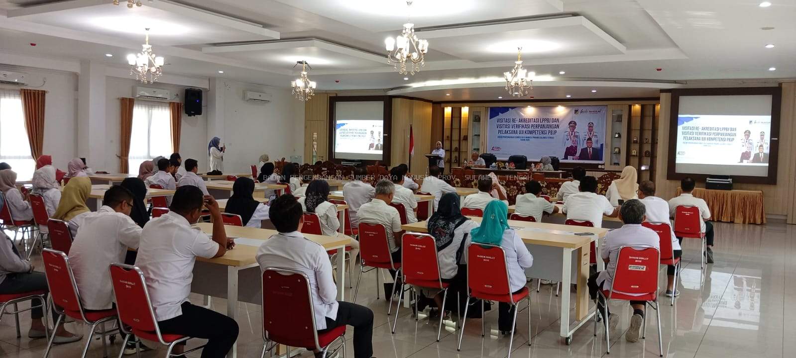 Badan Pengembangan Sumber Daya Manusia Daerah (BPSDMD) Provinsi Sulawesi Tengah mendapat kunjungan Tim Assesor re Akreditasi Lembaga Pelatihan Barang/Jasa dan Tim Verifikator dan Visitasi Perpanjangan